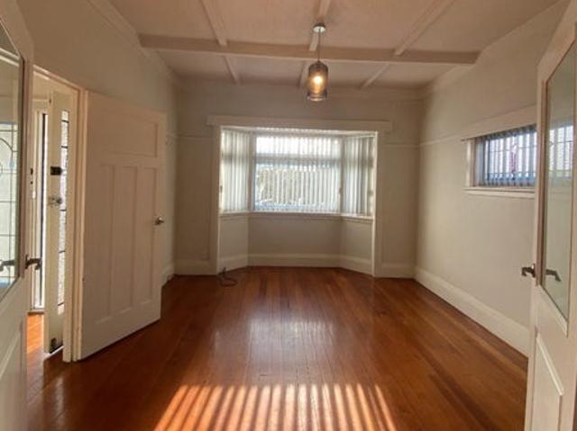 mount albert, 3 bedrooms