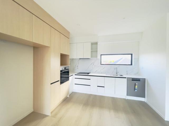 mount albert, 3 bedrooms