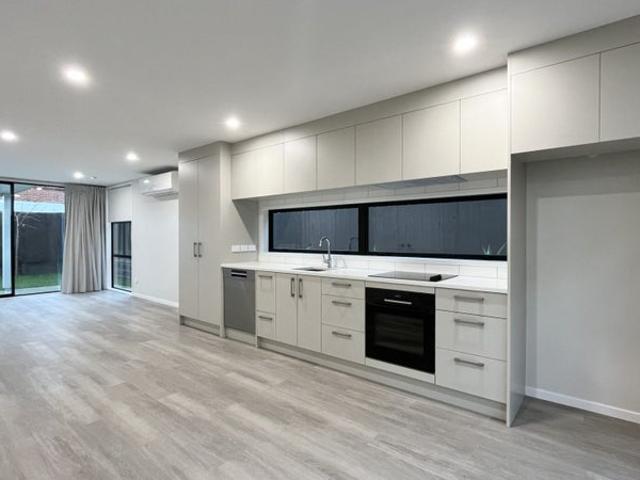 mount albert, 3 bedrooms