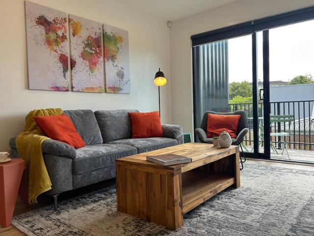 mount albert, 3 bedrooms