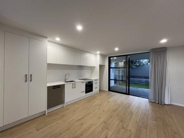 mount albert, 3 bedrooms