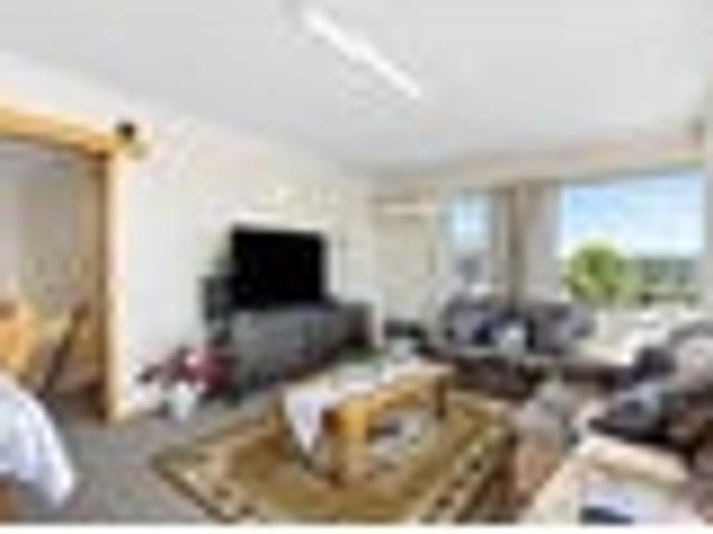 Mount Albert, 3 bedrooms, $650 pw
