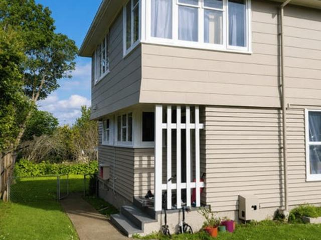 mount albert, 3 bedrooms