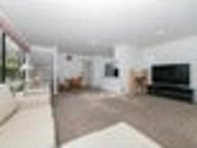 Mount Albert, 3 bedrooms, $750 pw