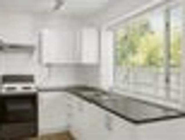Mount Albert, 3 bedrooms, $800 pw