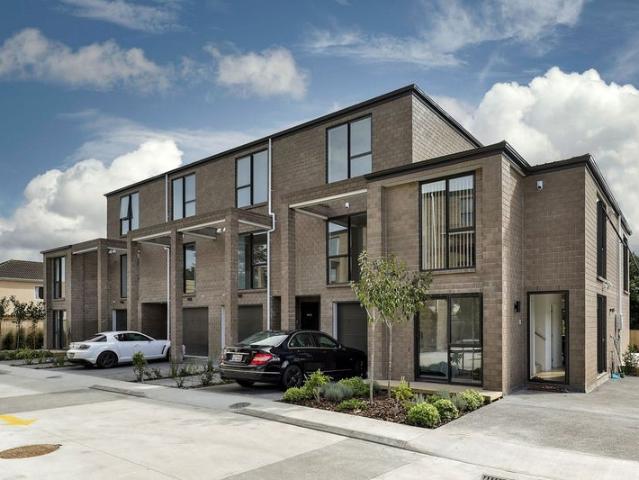 Mount Albert, 3 bedrooms