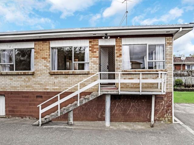 mount albert, 3 bedrooms