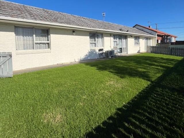 mount albert, 3 bedrooms