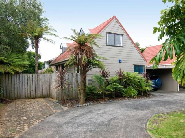 mount albert, 3 bedrooms