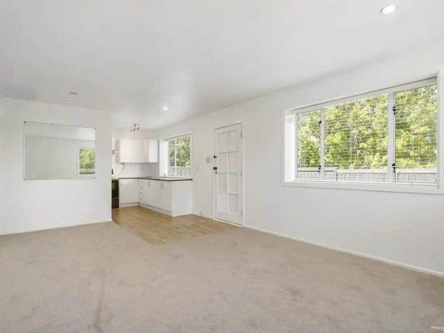 mount albert, 3 bedrooms