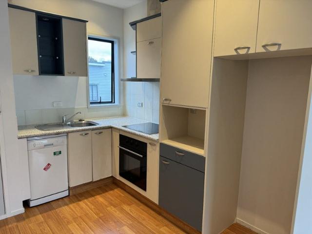 mount albert, 2 bedrooms