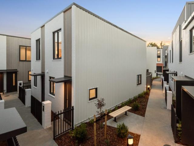 mount albert, 2 bedrooms