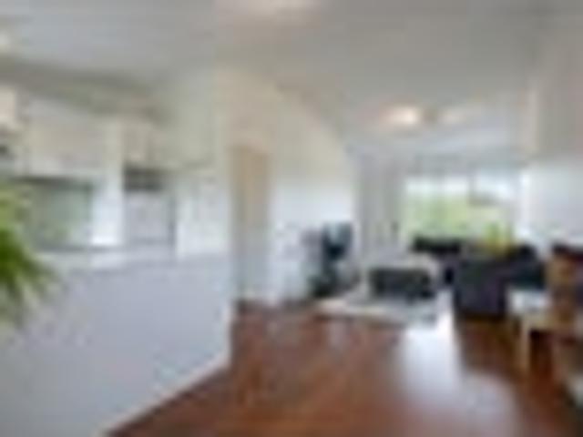 Mount Albert, 2 bedrooms, $545 pw