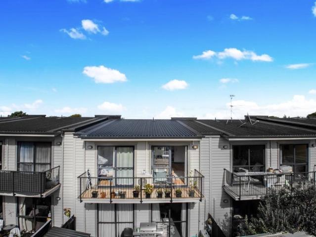 mount albert, 2 bedrooms