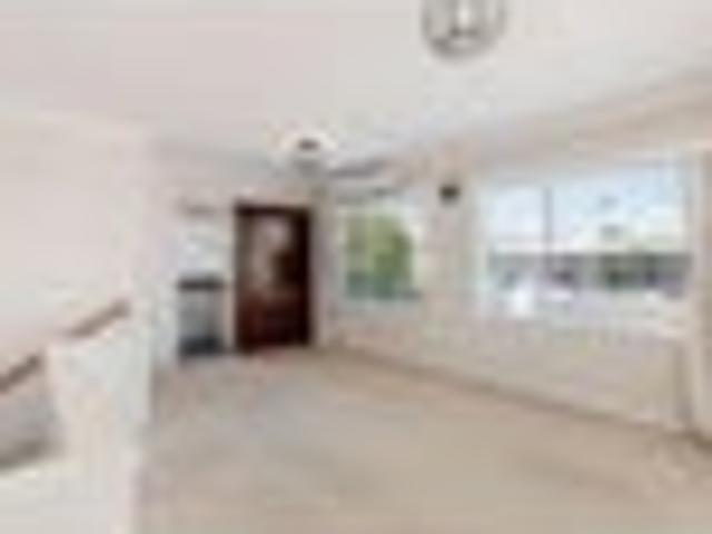 Mount Albert, 2 bedrooms, $580 pw