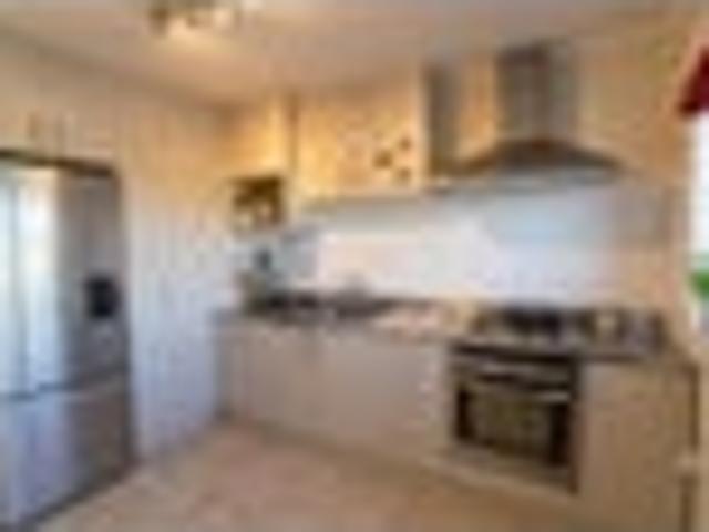 Mount Albert, 2 bedrooms, $590 pw