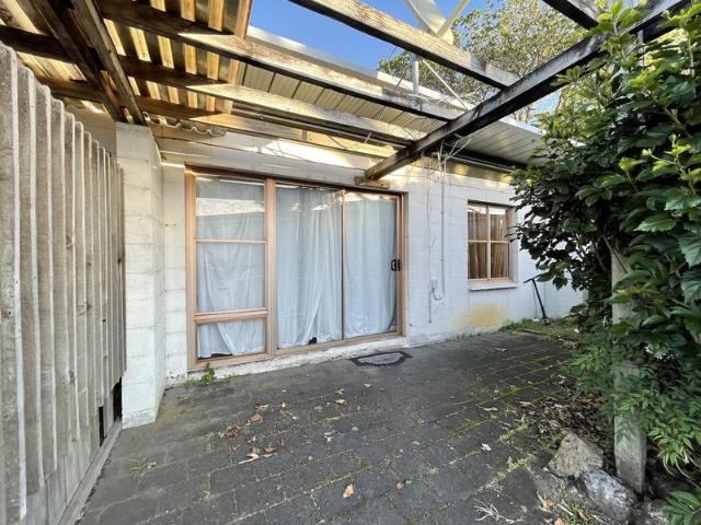 mount albert, 2 bedrooms