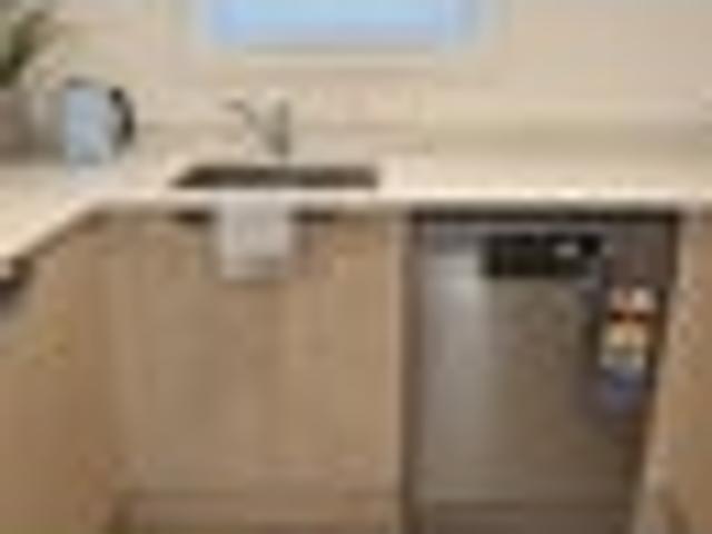 Mount Albert, 2 bedrooms, $650 pw