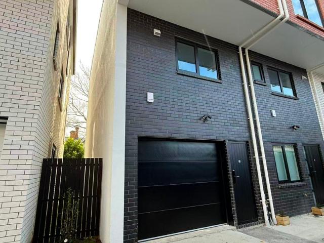mount albert, 2 bedrooms
