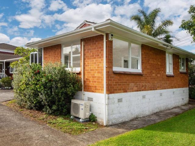 mount albert, 2 bedrooms
