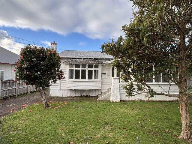 mount albert, 2 bedrooms