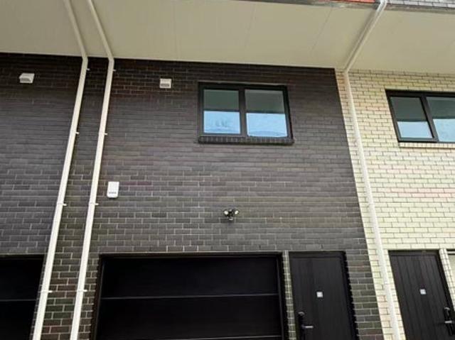 mount albert, 2 bedrooms