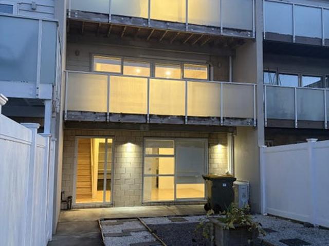 mount albert, 4 bedrooms