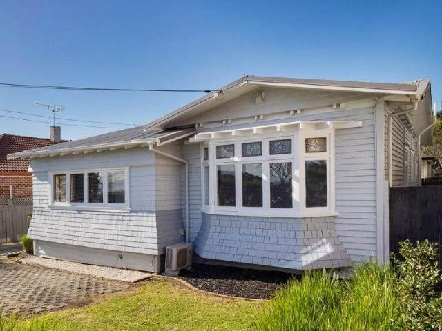 mount albert, 4 bedrooms