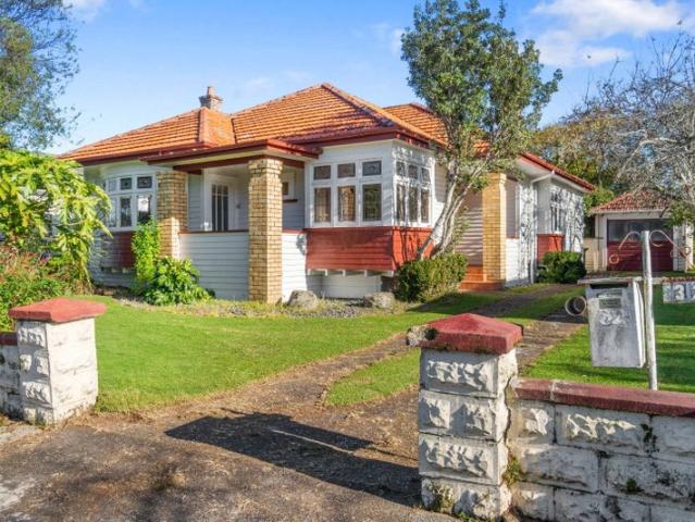 mount albert, 4 bedrooms