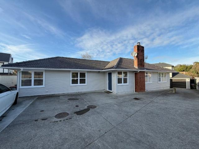 mount albert, 4 bedrooms