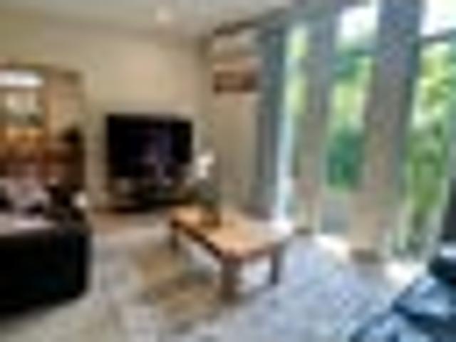 Mount Albert, 4 bedrooms, $1050 pw
