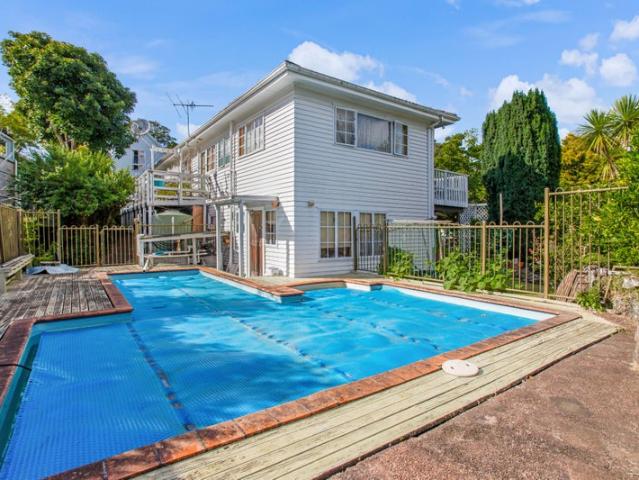 Rare 2782sqm in Mount Albert