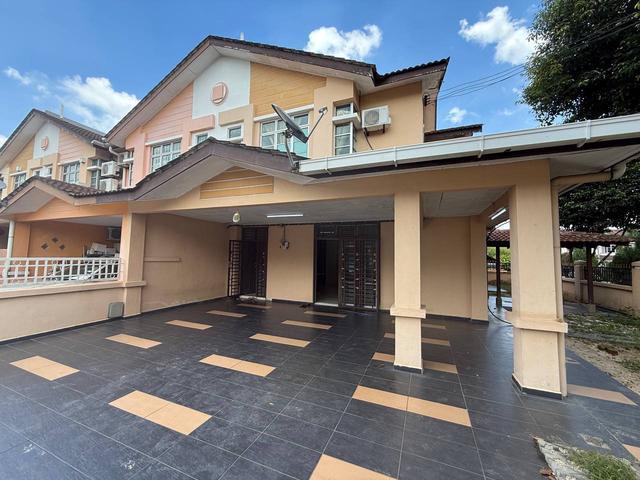 Mount Austin Corner Lot Full Loan Near Shoplot