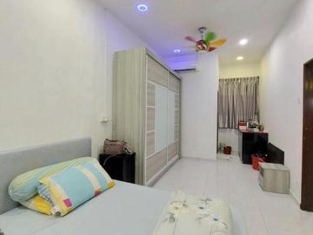 Mount Austin JP Perdana Single Storey House For Sale Full Reno
