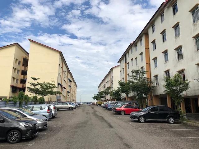 Mount Austin Low Cost Flat 3 Beds Full Loan Cash Out Original Good Con