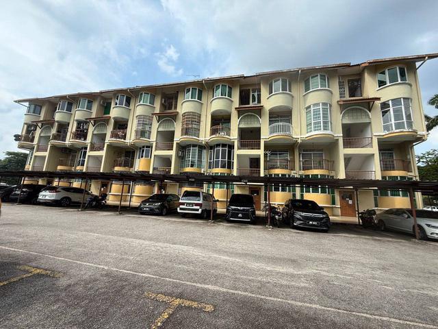 Mount Austin Lake view Suite Apartment 3bed Fully Furnished Johor Bhru