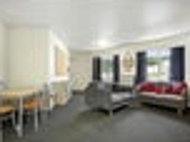 Mount Cook, 5 bedrooms, $198 pw