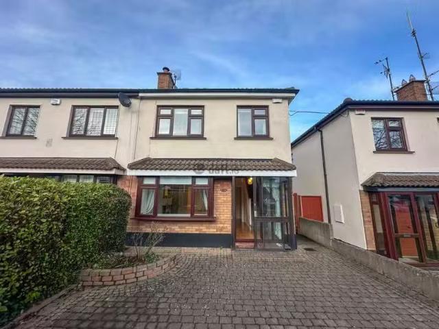 Mount Eagle, Leopardstown, Dublin 18 is for rent