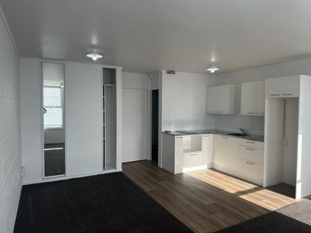 mount eden, 1 bedroom