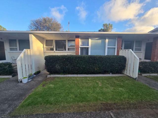 mount eden, 1 bedroom