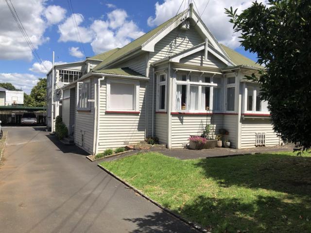mount eden, 1 bedroom