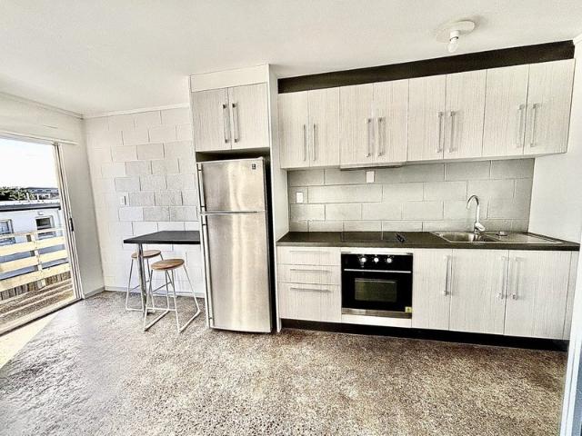 mount eden, 1 bedroom
