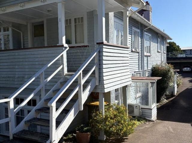 mount eden, 1 bedroom