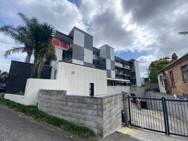 mount eden, 2 bedrooms