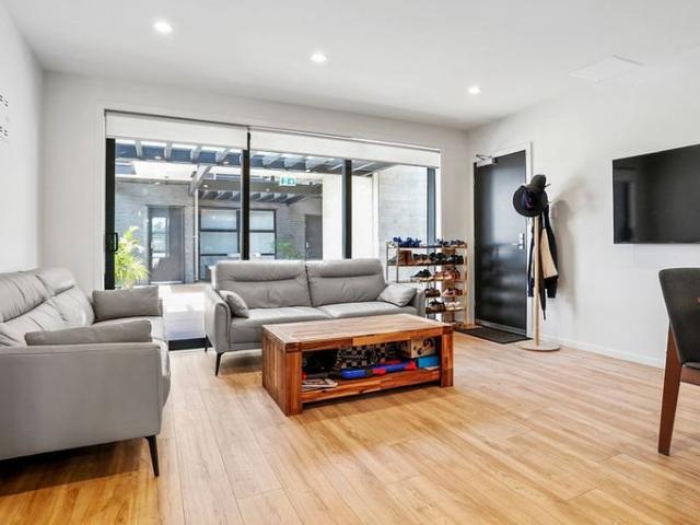 mount eden, 2 bedrooms