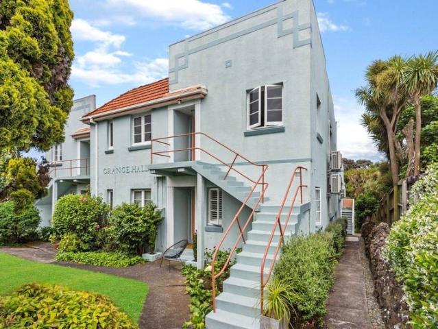 mount eden, 2 bedrooms