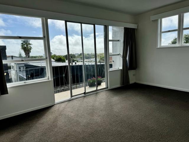 mount eden, 2 bedrooms