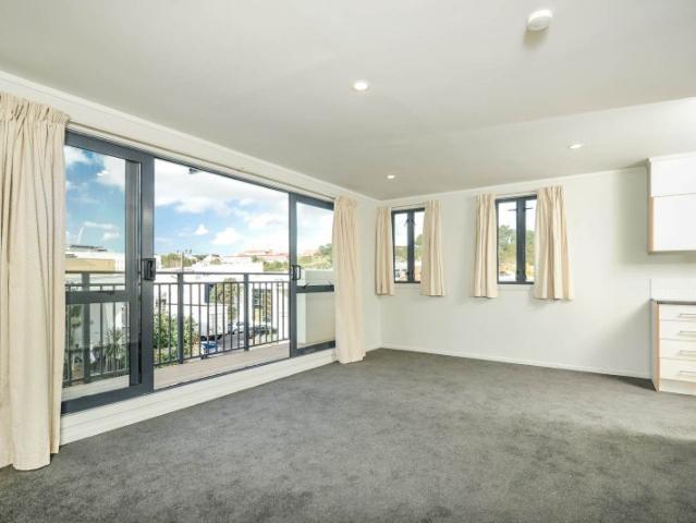 mount eden, 2 bedrooms