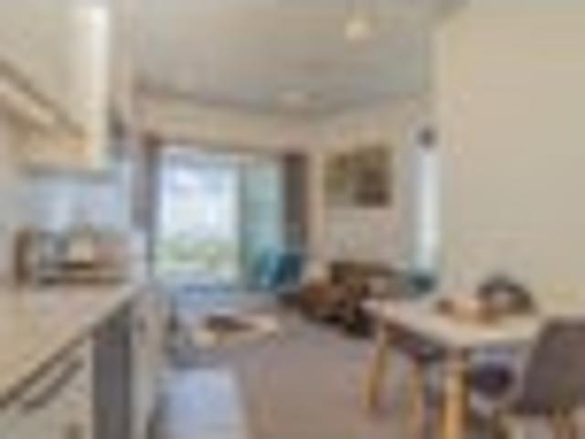 Mount Eden, 2 bedrooms, $560 pw