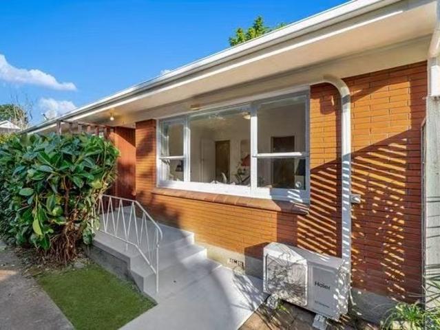 mount eden, 2 bedrooms